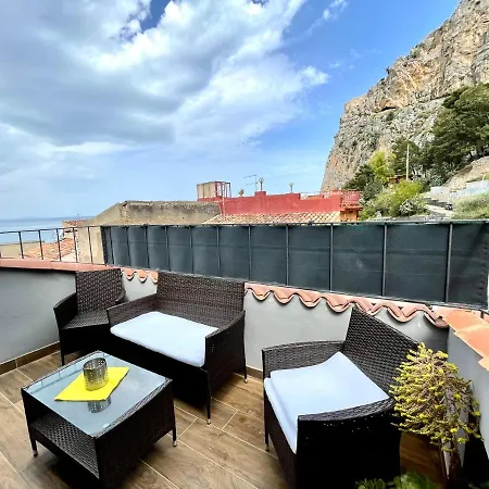 Casa Le Maioliche By Housilia Holiday home *