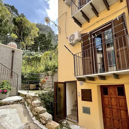 Casa Le Maioliche Casa vacanze Cefalù