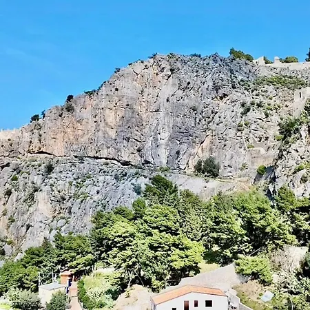 Casa Le Maioliche By Housilia Cefalu